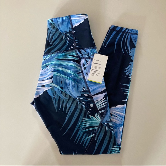 Old Navy Women’s Size S Elevate Leggings - Picture 7 of 9